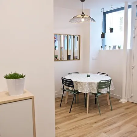 Daire Charming Parisian With Air Conditioning - Climatisation & 2 Bedrooms - Batignolles *